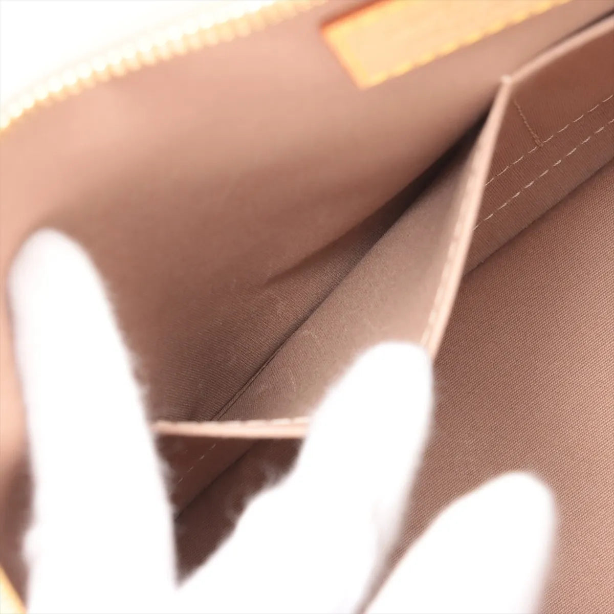 Louis Vuitton Vernis Alma PM M91751 MI3102 Beige