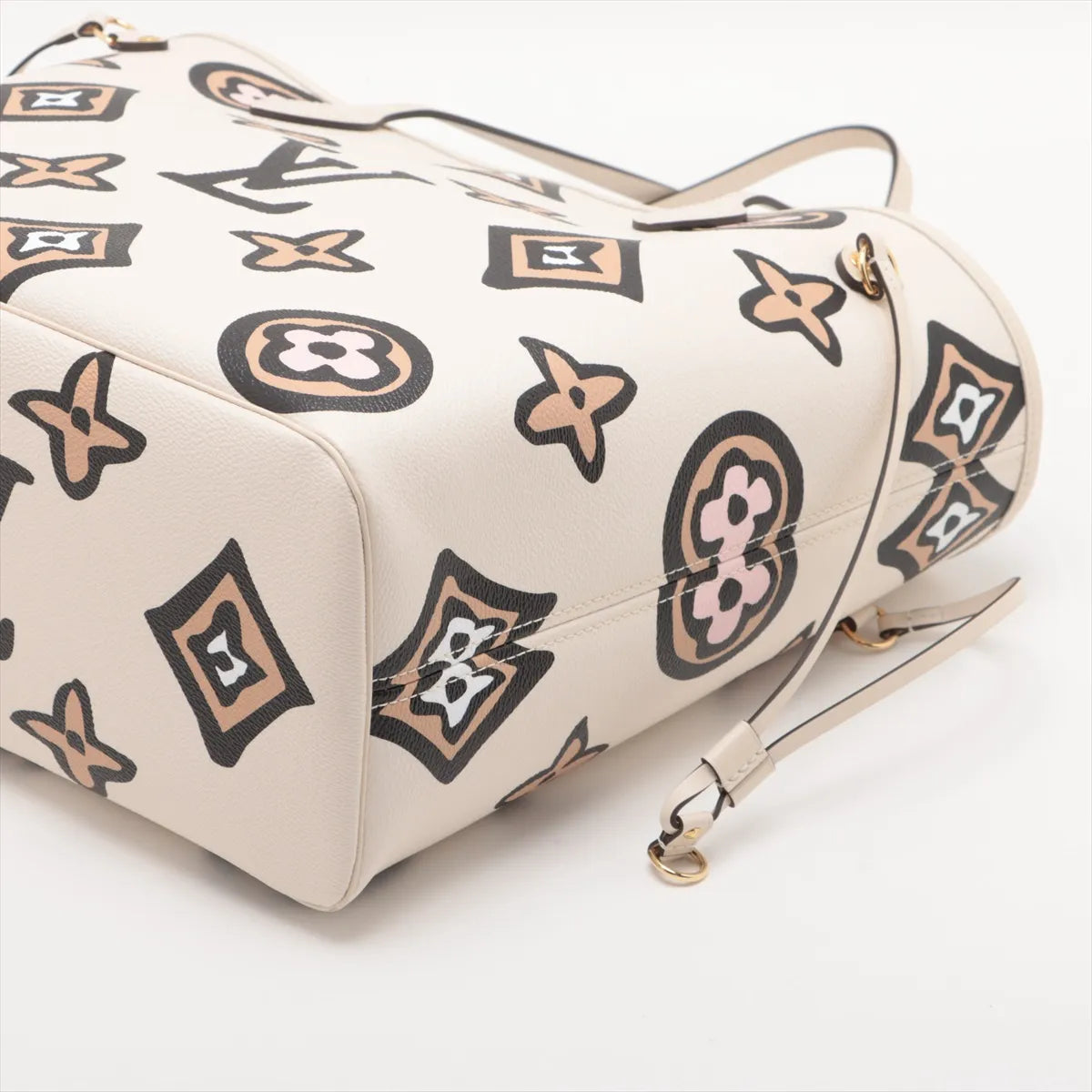 Louis Vuitton Wild At Heart Limited Edition Neverfull MM M45819 Beige