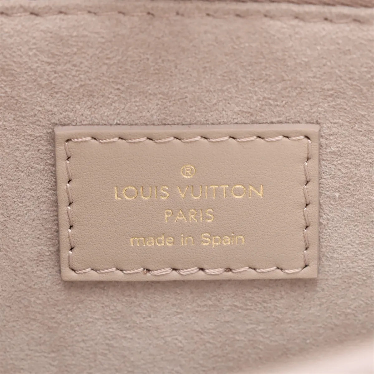 Louis Vuitton Mahina On My Side PM M20600 Beige