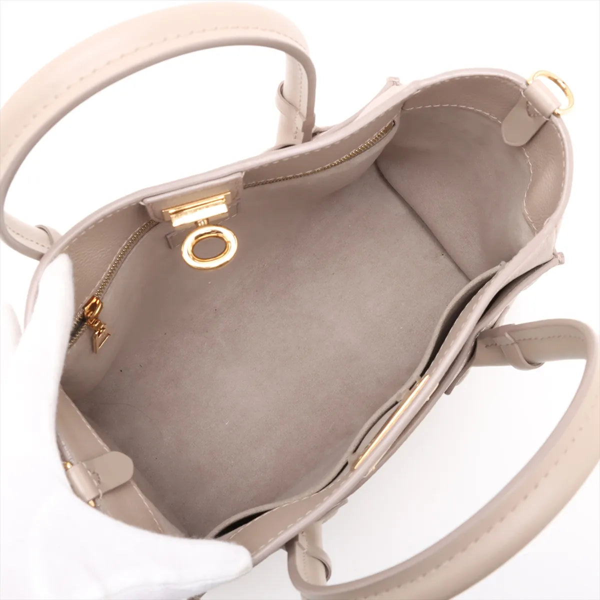 Louis Vuitton Mahina On My Side PM M20600 Beige