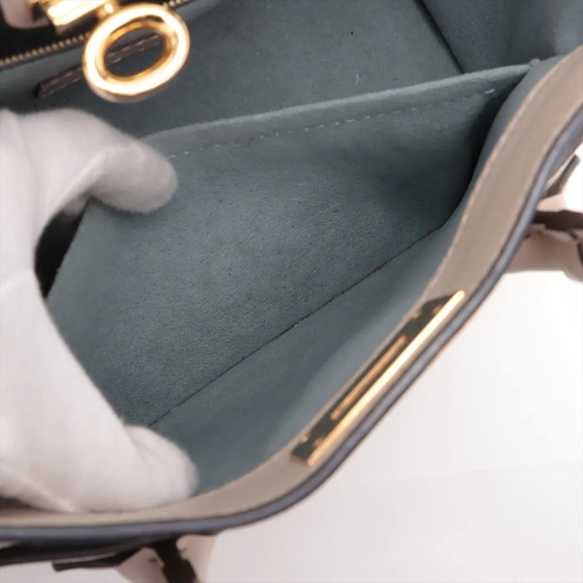 Louis Vuitton Monogram On My Side PM M57729 Beige x brown