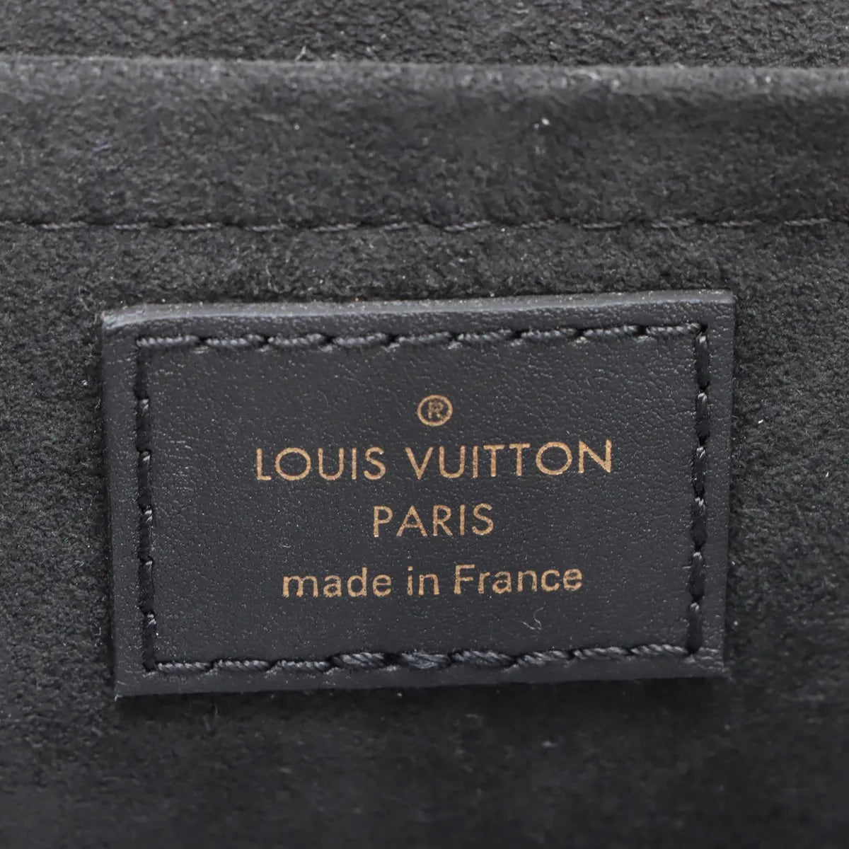 Louis Vuitton New Wave Chain Bag MM M51498 MI0159 Black