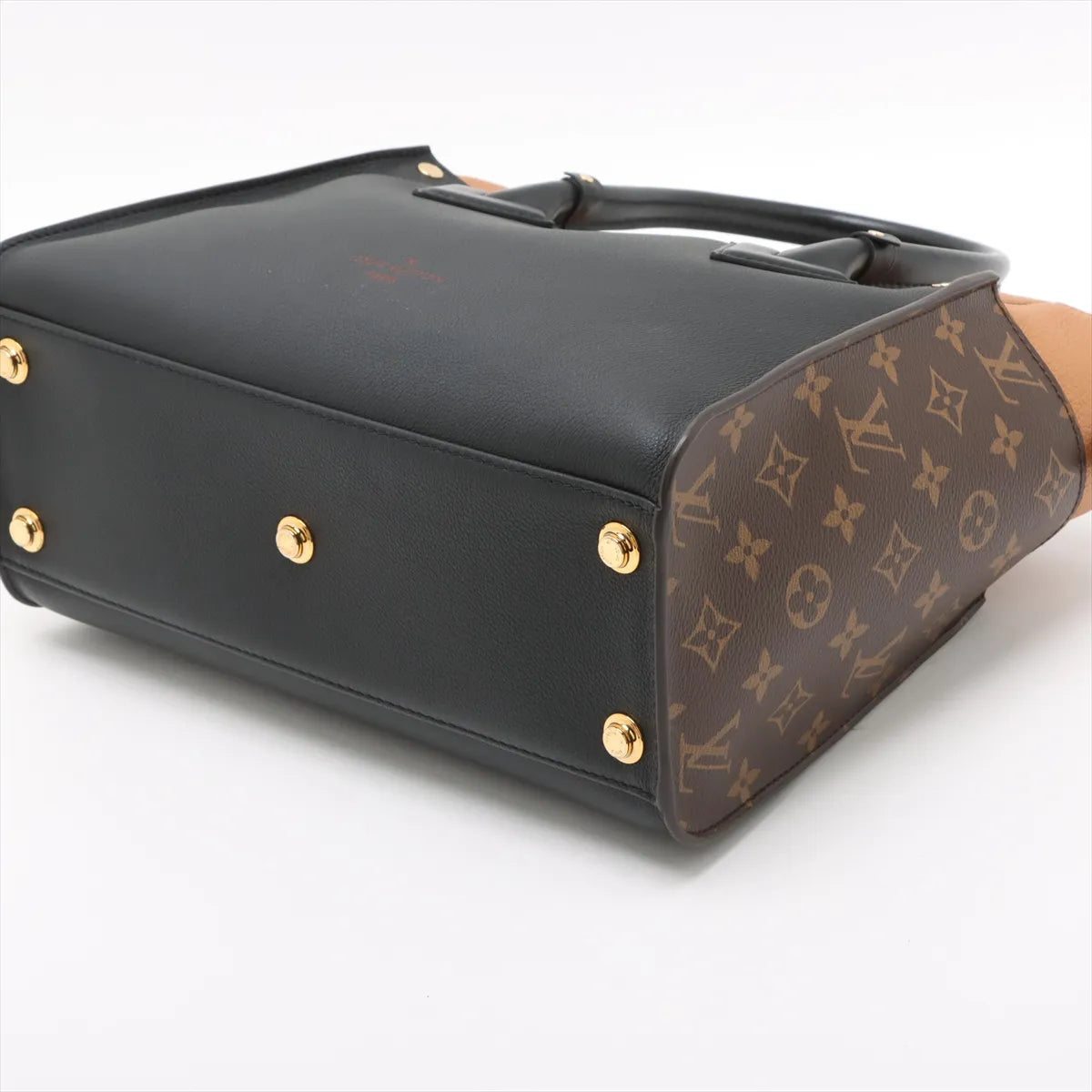 Louis Vuitton Monogram On My Side MM M53823 Black x brown