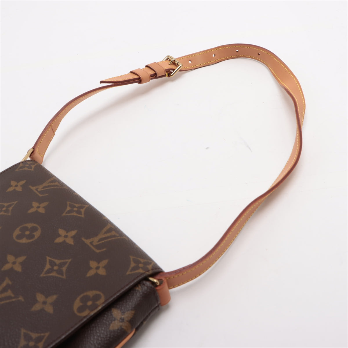 Louis Vuitton Monogram Musette salsa