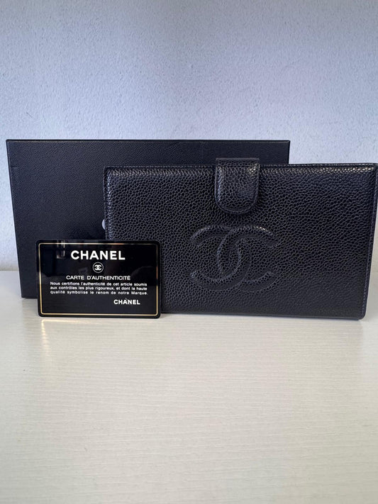 CHANEL Caviar Vintage Wallet - Box and Card 6 Series