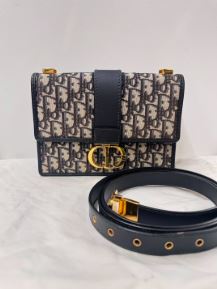 Dior Navy Oblique Medium 30 Montaigne - SKU: LSCJ08110001