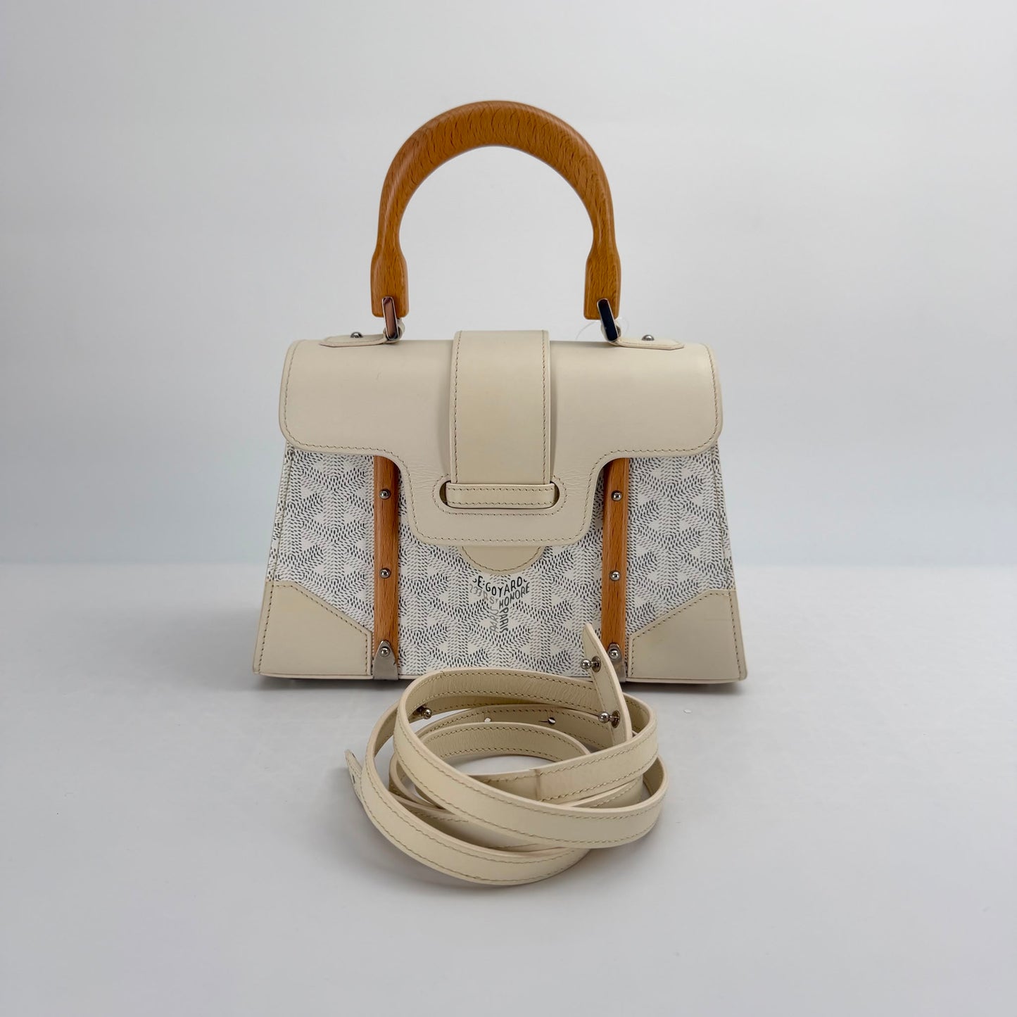 Goyard White Small Saïgon Crossbody Bag with Shoulder Strap - SKU: LSCJ082600132