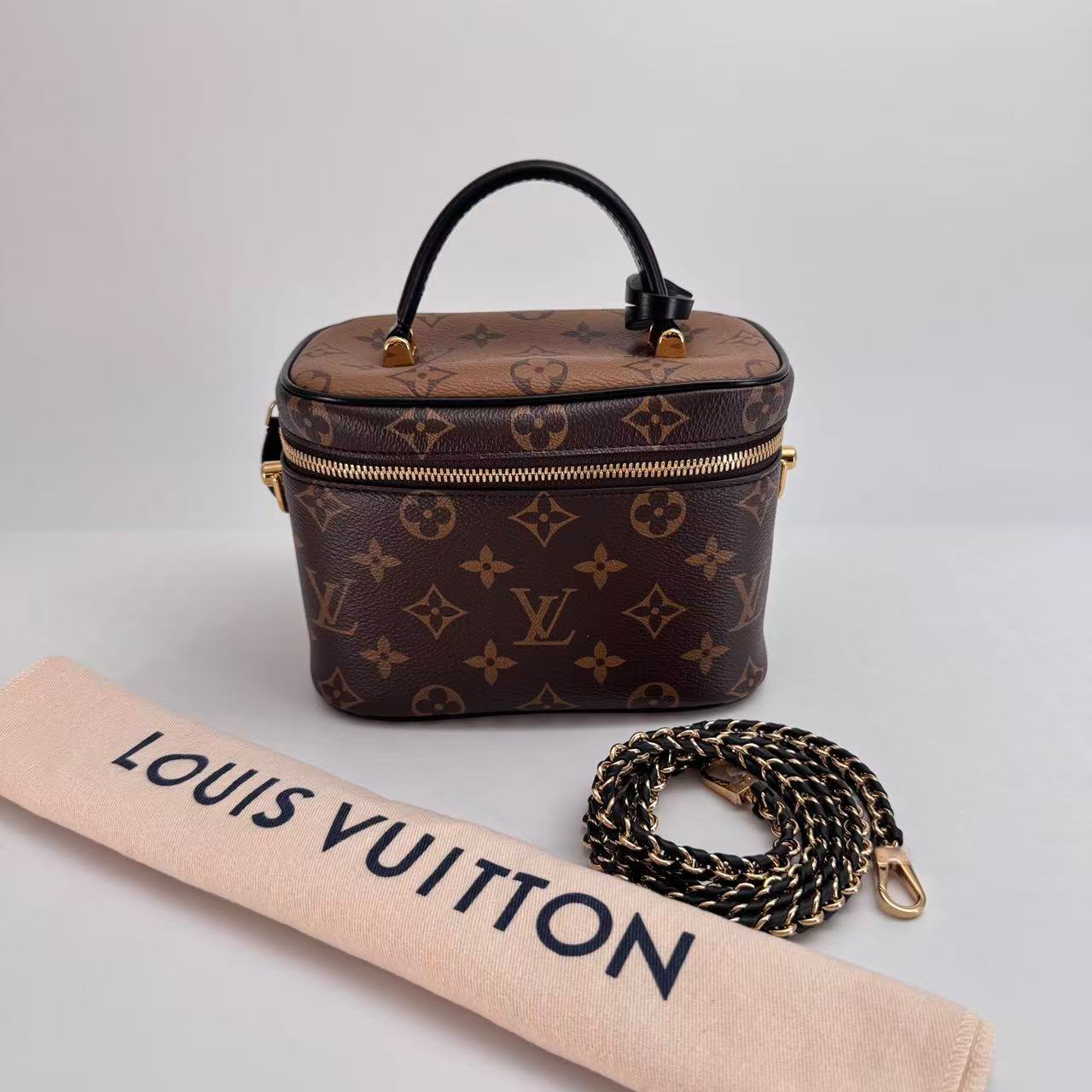 Louis Vuitton Reverse Monogram Vanity Case with Shoulder Strap - SKU: LSCJ082600155