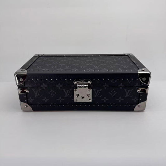 Louis Vuitton Black watch case, yellow interior, siLouis Vuittoner hardware, year2021 - SKU: LSCJ08260086