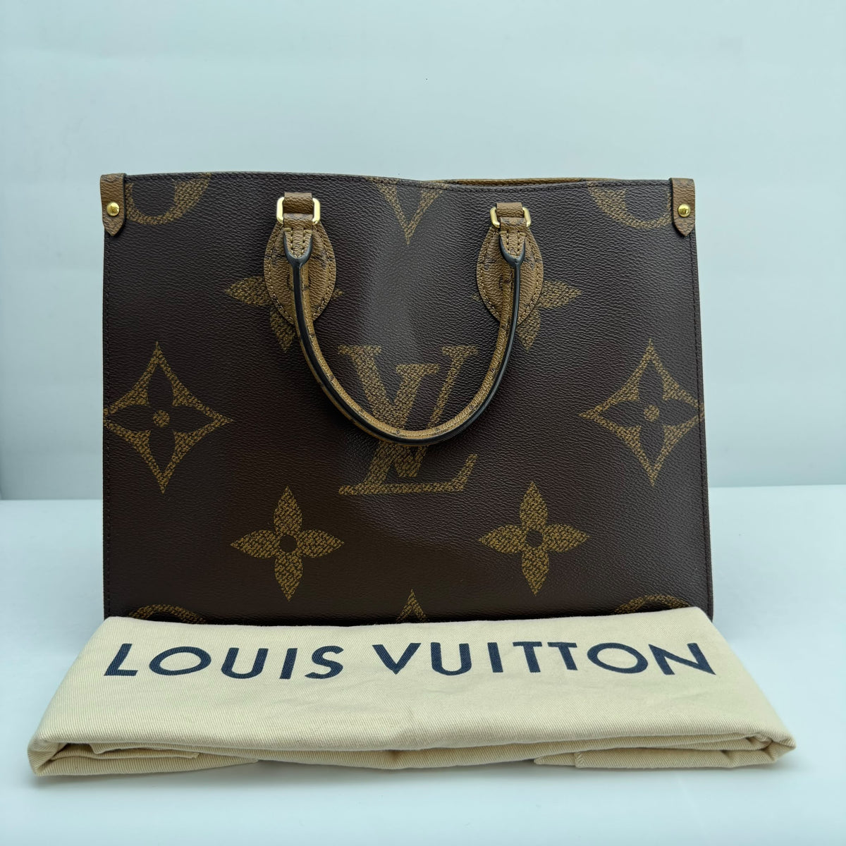 Louis Vuitton Reverse Monogram OnTheGo MM