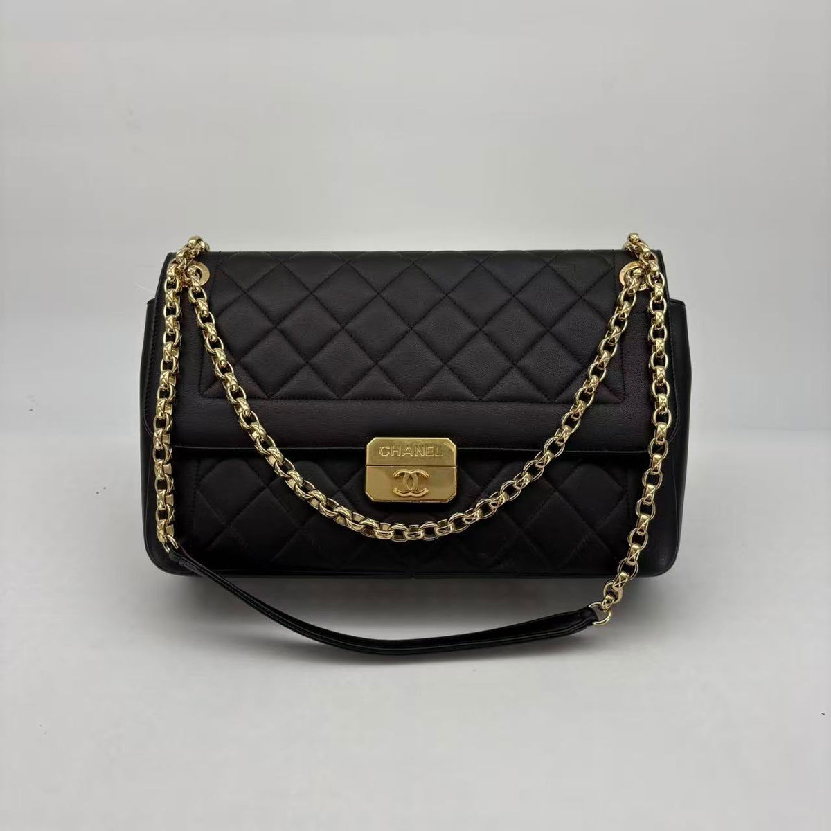 Chanel Black Lambskin Quilted Flap, Bijoux Chain, Gold Hardware, Series 18, Seal
