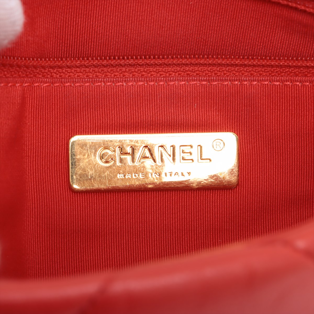 Chanel CHANEL 19 Lambskin Chain Shoulder Bag Red Gold x Silver Metal Fittings 31280288 AS1160