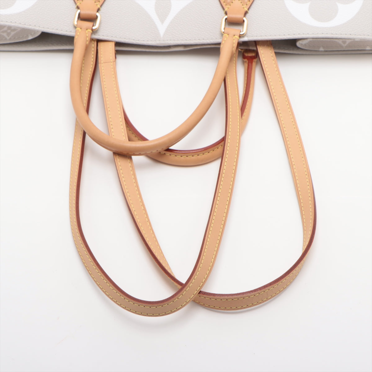 Louis Vuitton LV escale On the Go GM M57640