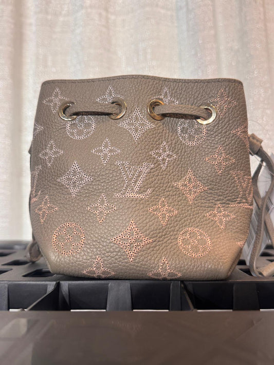 Louis Vuitton Grey/Pink Mahina Mini Bucket Crossbody