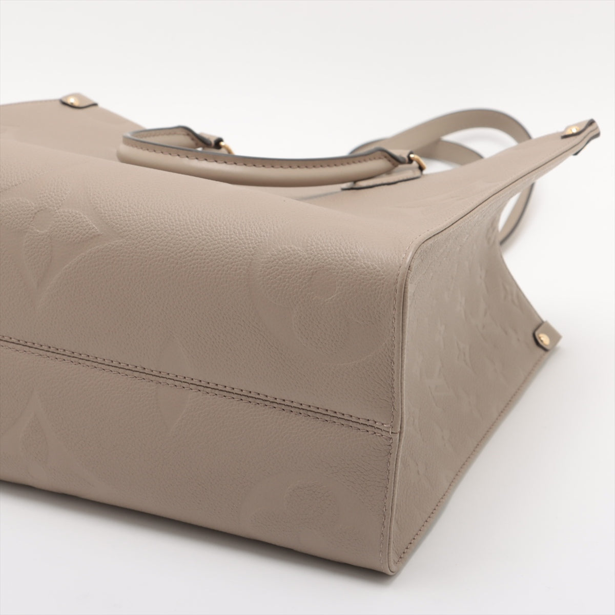 Louis Vuitton monogram empreinte On the Go MM M45607